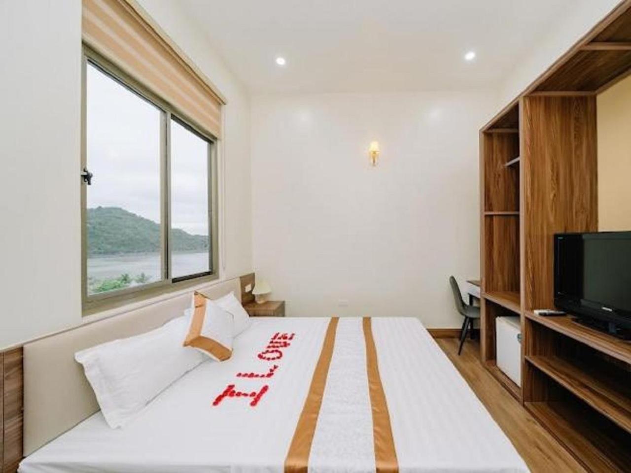 Brother Friendly - Gia Cat Long Hotel Dong Khe Sau Dış mekan fotoğraf